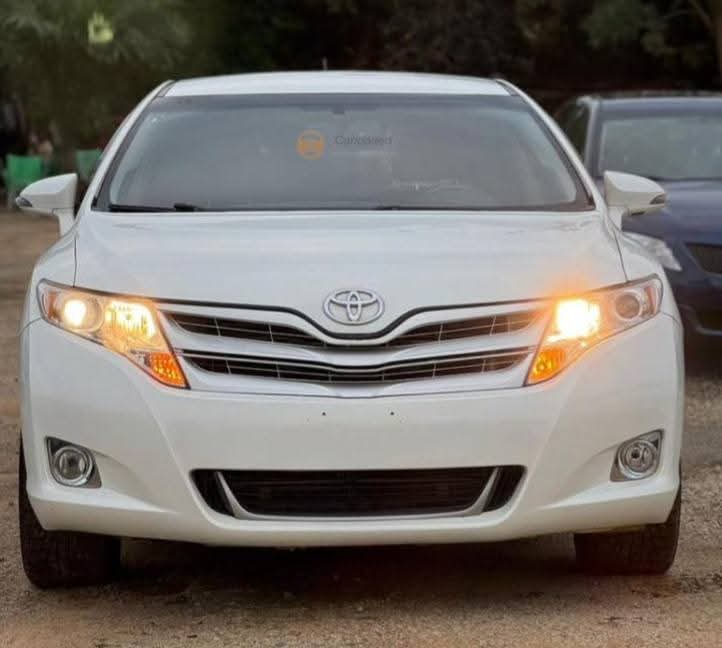 Pristine White Toyota Venza