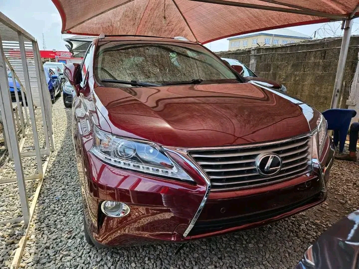 Cropped Faux leather Jacket