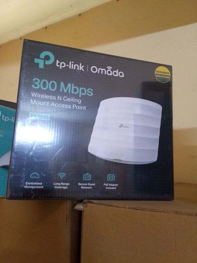 tp- link Omada 300Mbps Wireless N Ceiling