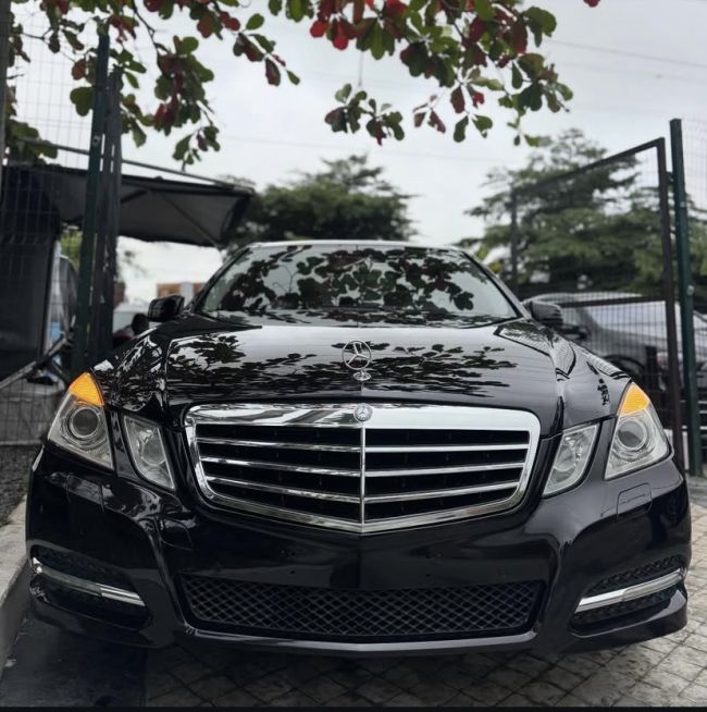 2013 E350 photo 2