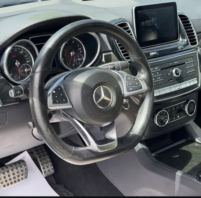 2016 GLE 450 photo 4