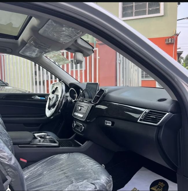 2016 GLE350 photo 3