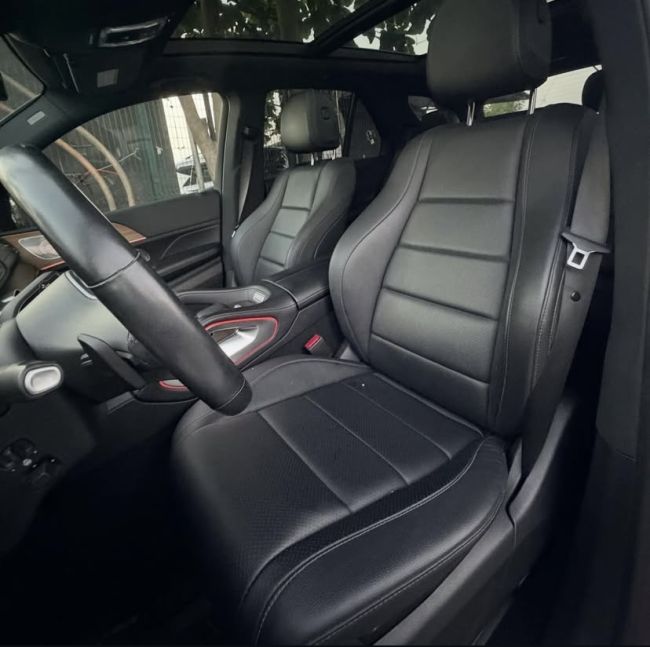 2020 GLE450 4MATIC photo 4