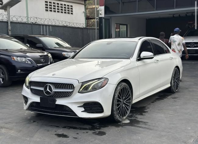 E300 2017