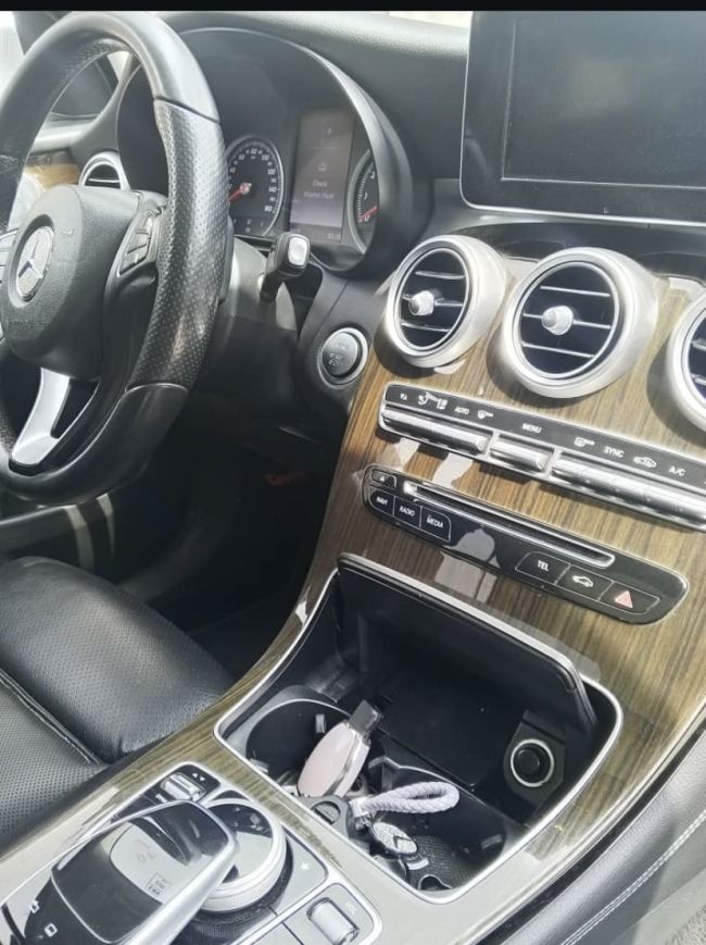 GLC300 2016 photo 3