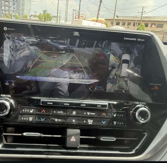 Toyota Highlander 2021 platinum AWD photo 5