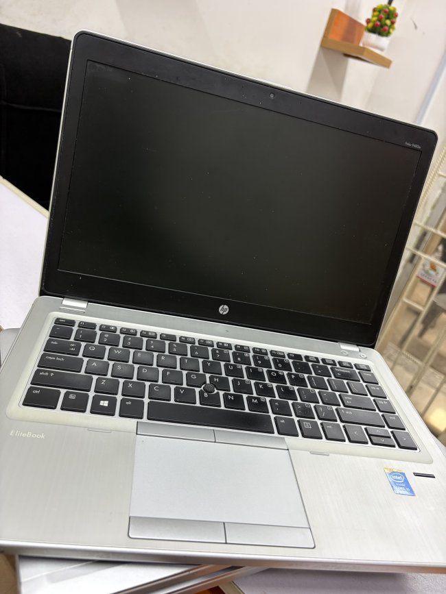 Hp folio 9480m