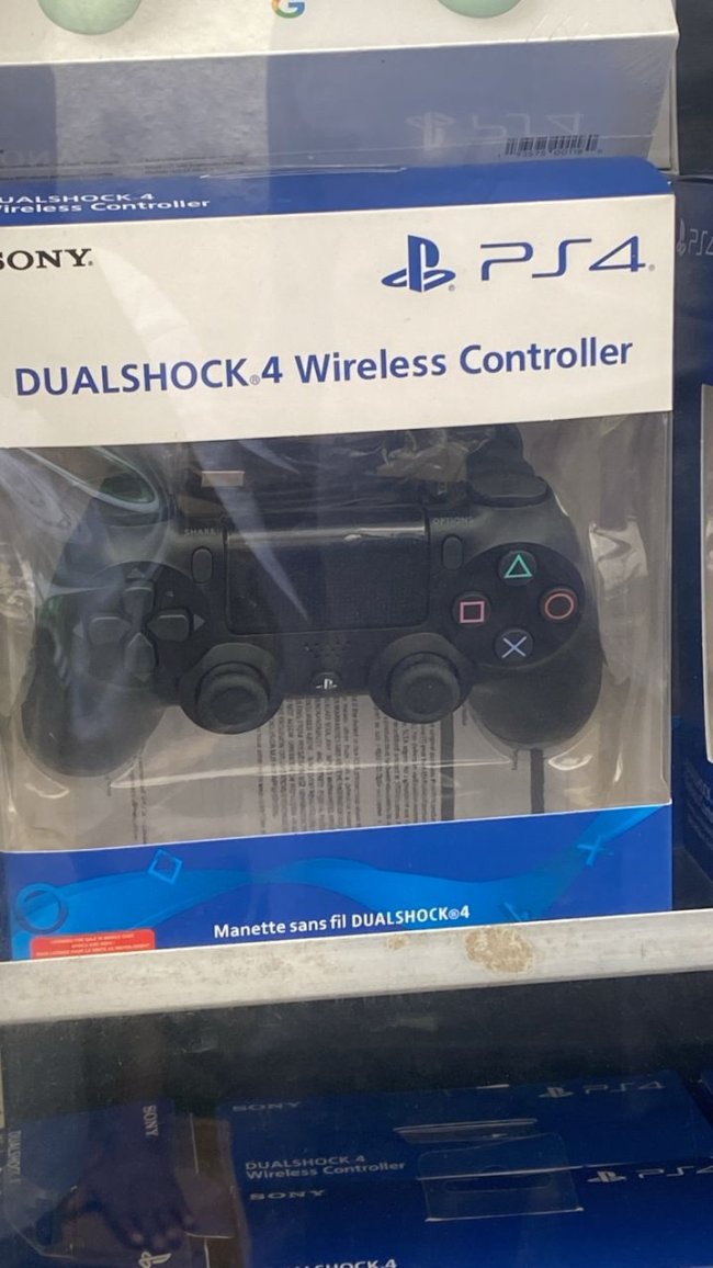 Sony DUALSHOCK 4 Wireless Controller