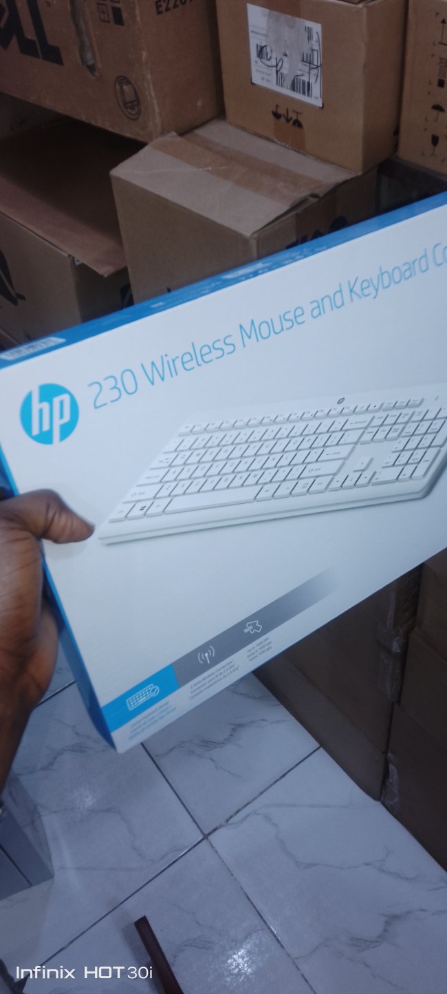HP 230 Wireless Mouse and Keyboard Combo